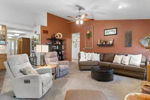 528 Clemens Ct, Portage, WI 53901 - Photo 12