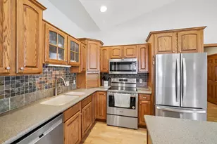 738 8th St, Prairie Du Sac, WI 53578 - Photo 8
