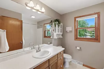 909 Bristol Court, Stoughton, WI 53589 - Photo 26