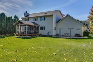 909 Bristol Ct, Stoughton, WI 53589 - Photo 46