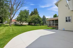 909 Bristol Ct, Stoughton, WI 53589 - Photo 40