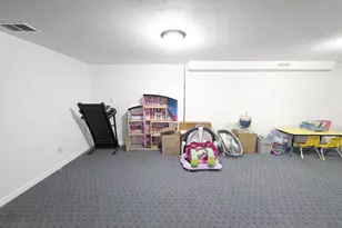 1001 Cornelia St, Janesville, WI 53545 - Photo 20