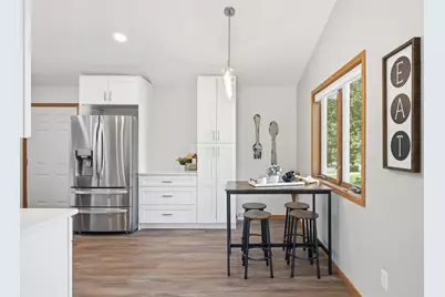 8405 Shale Drive, Madison, WI 53719 - Photo 10