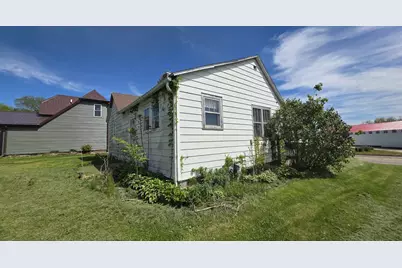 1530 4th Street, Fennimore,  53809 - Photo 6