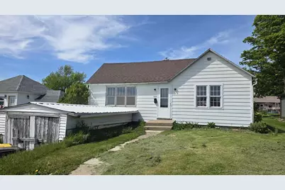 1530 4th Street, Fennimore,  53809 - Photo 2