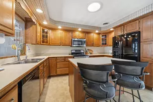 4539 River Rd, Janesville, WI 53545 - Photo 6