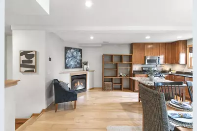 410 S Livingston Street, Madison, WI 53703 - Photo 8