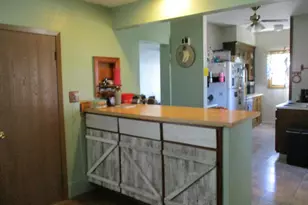 1200 S Beaumont Rd, Prairie Du Chien, WI 53821 - Photo 6