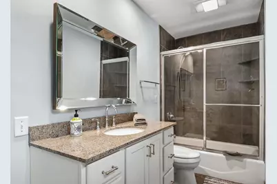 5535 Lake Mendota Drive, Madison, WI 53705 - Photo 14