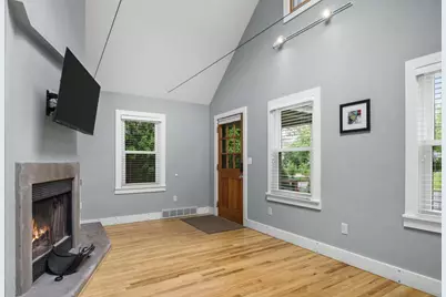 5535 Lake Mendota Drive, Madison, WI 53705 - Photo 4