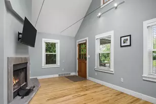 5535 Lake Mendota Dr, Madison, WI 53705 - Photo 4
