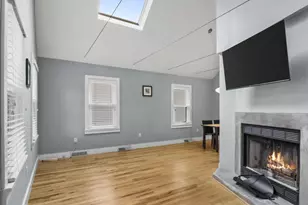5535 Lake Mendota Dr, Madison, WI 53705 - Photo 4