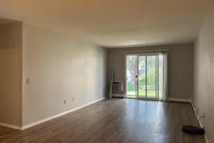 4328 Melody Ln, Madison, WI 53704 - Photo 4