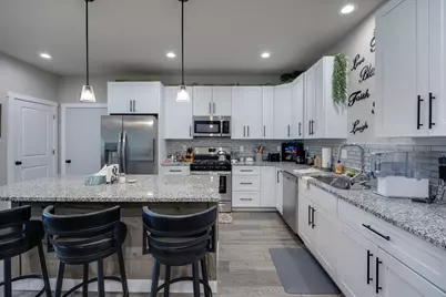 134 Bristle Way, Edgerton, WI 53534 - Photo 6