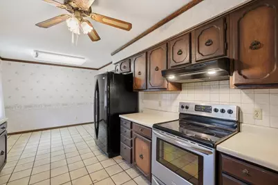 5302 Comanche Way, Madison, WI 53704 - Photo 20