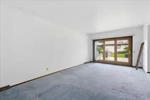 5302 Comanche Way, Madison, WI 53704 - Photo 6