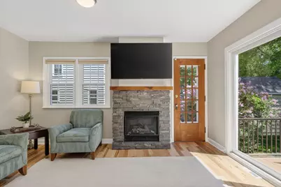 13 Oxford Place, Madison, WI 53704 - Photo 2