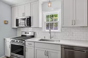 13 Oxford Pl, Madison, WI 53704 - Photo 18