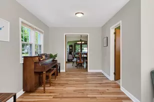 13 Oxford Pl, Madison, WI 53704 - Photo 6