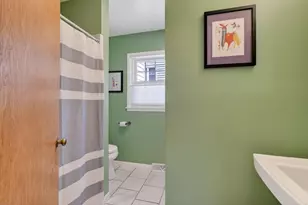 13 Oxford Pl, Madison, WI 53704 - Photo 26