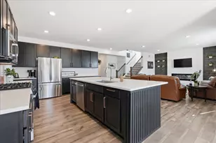 1593 N Thompson Rd, Sun Prairie, WI 53590 - Photo 24