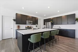1593 N Thompson Rd, Sun Prairie, WI 53590 - Photo 22