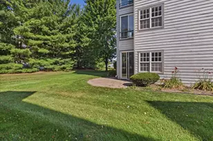 5383 Mariner's Cove Dr, Madison, WI 53704 - Photo 26
