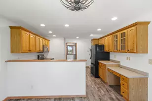 311 Douglas Ct, Barneveld, WI 53507 - Photo 6
