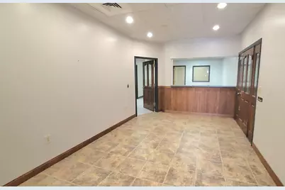 525 E Division Street #109, Fond du Lac, WI 54935 - Photo 8