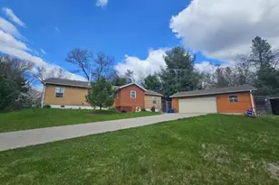 E9351 Dellwood Rd, Reedsburg, WI 53959 - Photo 14