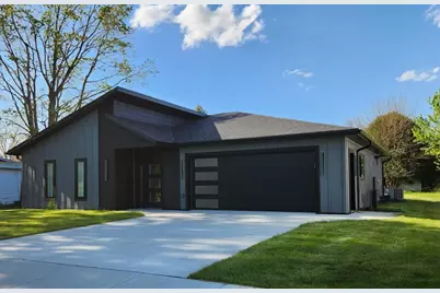 460 W 1st Street, Richland Center, WI 53581 - Photo 1