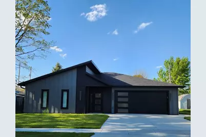 460 W 1st Street, Richland Center, WI 53581 - Photo 2
