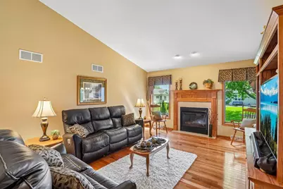 1004 Ganser Drive, Waunakee, WI 53597 - Photo 14