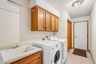 1004 Ganser Dr, Waunakee, WI 53597 - Photo 30