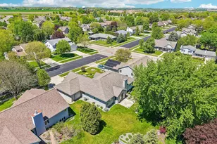 1004 Ganser Dr, Waunakee, WI 53597 - Photo 6