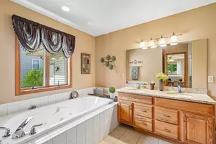 1004 Ganser Dr, Waunakee, WI 53597 - Photo 34