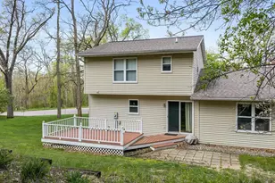 809 River St, Portage, WI 53901 - Photo 6