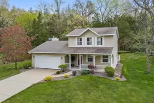 809 River St, Portage, WI 53901 - Photo 2