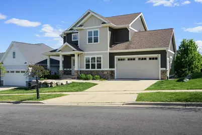 8919 Ancient Oak Lane, Madison, WI 53593 - Photo 2