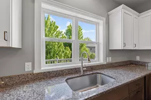 8919 Ancient Oak Ln, Madison, WI 53593 - Photo 10