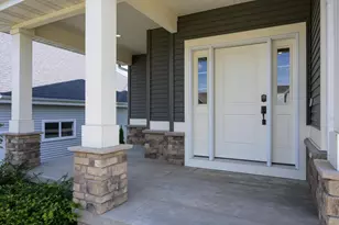 8919 Ancient Oak Ln, Madison, WI 53593 - Photo 4