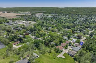 1711 Hillcrest Dr, Baraboo, WI 53913 - Photo 52