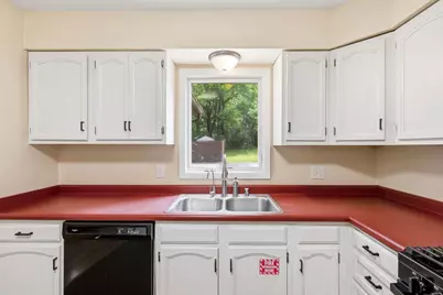 5036 Felland Road, Madison, WI 53718 - Photo 8