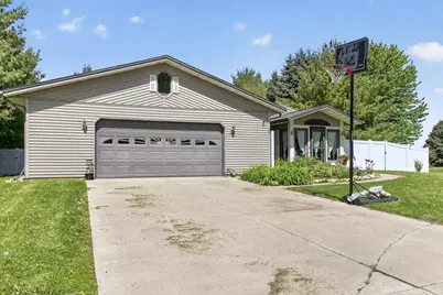 309 Forest Street, Fox Lake, WI 53933 - Photo 32