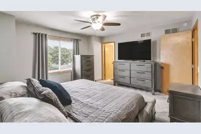 7126 Timberwood Drive, Madison, WI 53719 - Photo 22