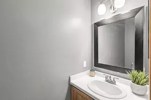 7126 Timberwood Dr, Madison, WI 53719 - Photo 16