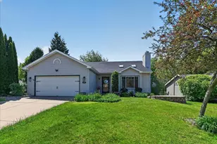 117 Knutson Dr, Madison, WI 53704 - Photo 56