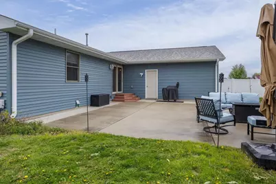 3631 Wildflower Lane, Janesville, WI 53548 - Photo 34