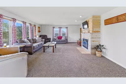 319 Hillcrest Drive, Beaver Dam, WI 53916 - Photo 16