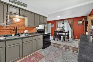 1308 Beloit Ave, Janesville, WI 53546 - Photo 10